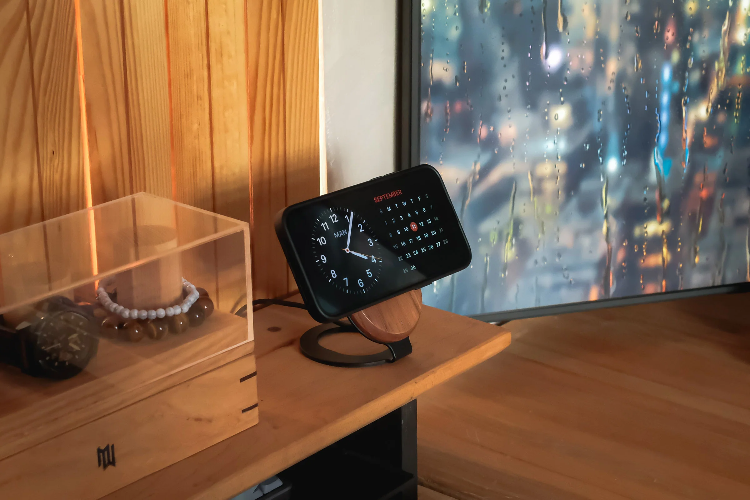 Binepad Magnetic Wireless Charger - Image 8