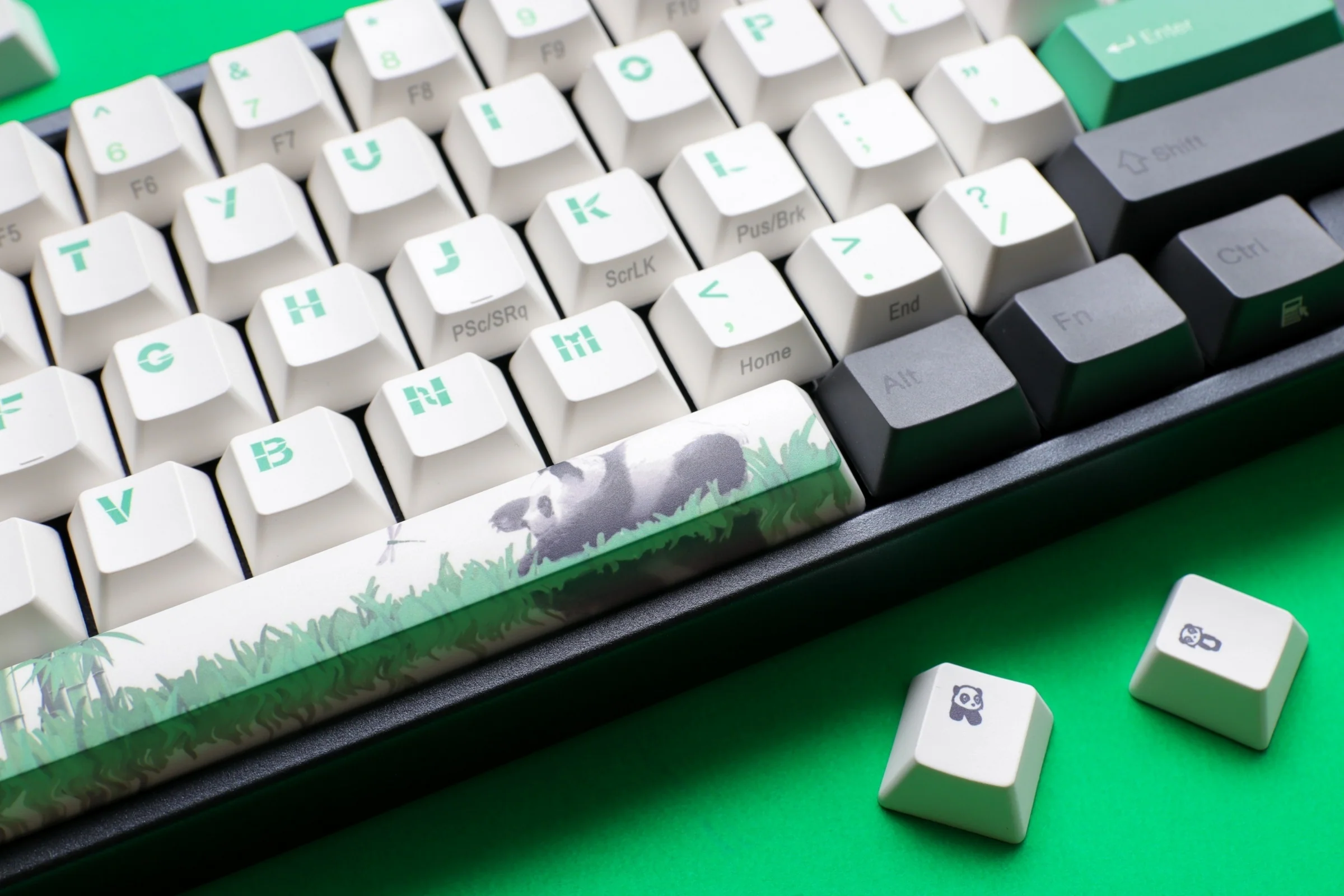 Ducky x Varmilo Miya Pro Panda R2 White LED 65% Double Shot PBT Mechanical Keyboard - Image 2