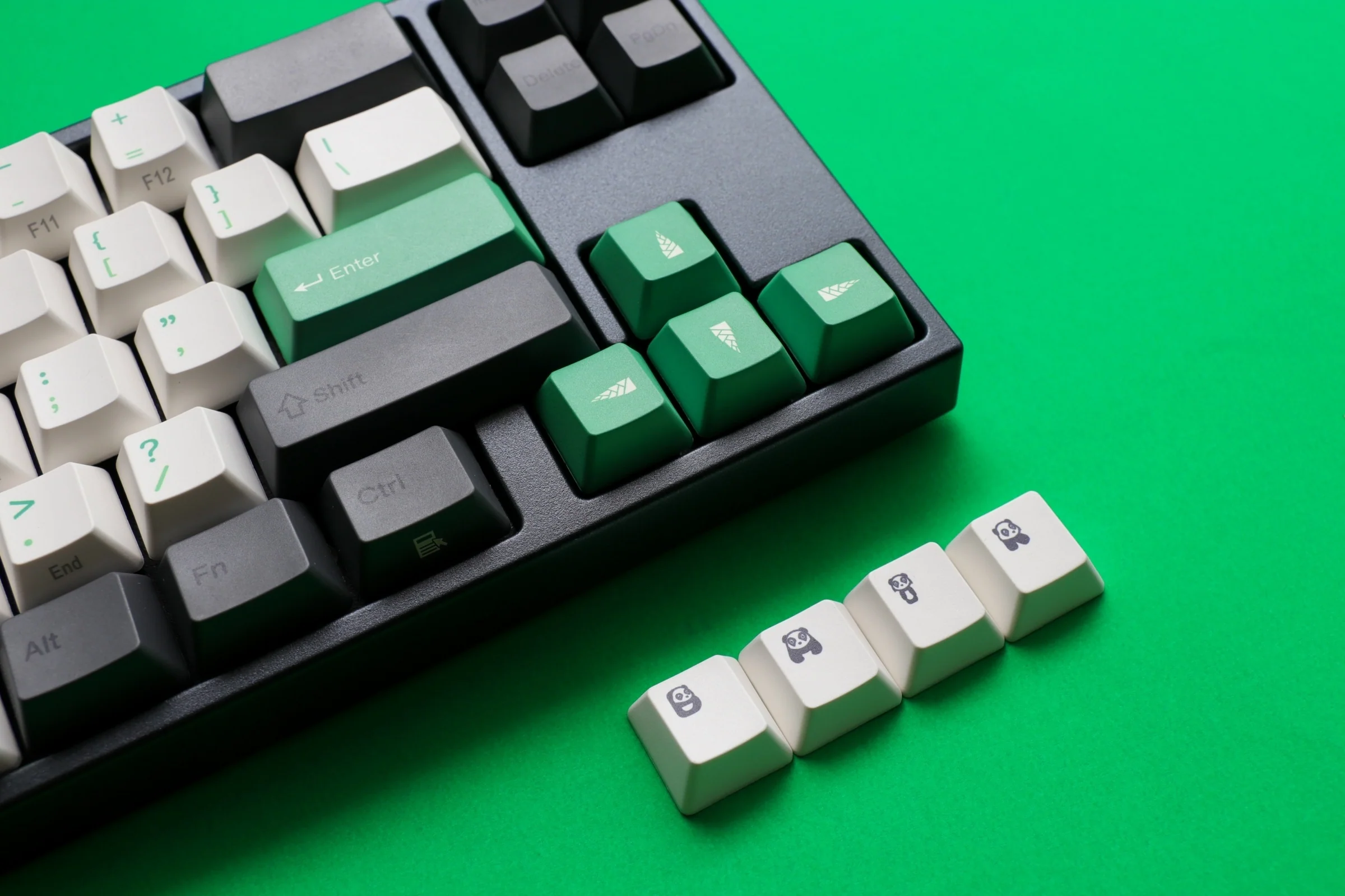 Ducky x Varmilo Miya Pro Panda R2 White LED 65% Double Shot PBT Mechanical Keyboard - Image 3