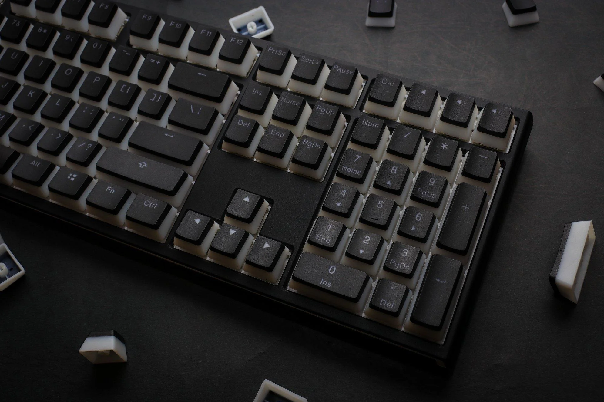 Ducky One 2 RGB Pudding Edition RGB LED Double Shot PBT Mechanical Keyboard - Image 2