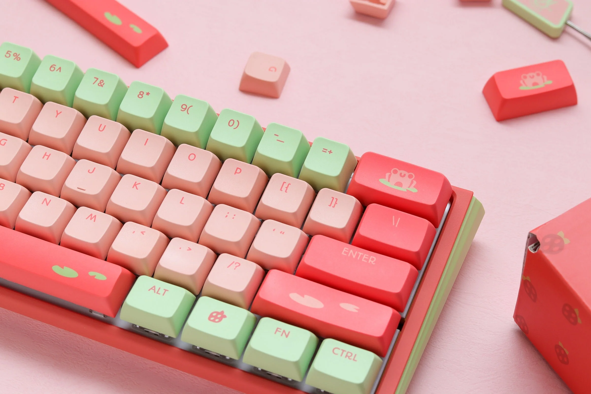 Ducky x MK Strawberry Frog One 3 Mini Hotswap 60% RGB Keyboard w/ Quack Mechanics - Image 15