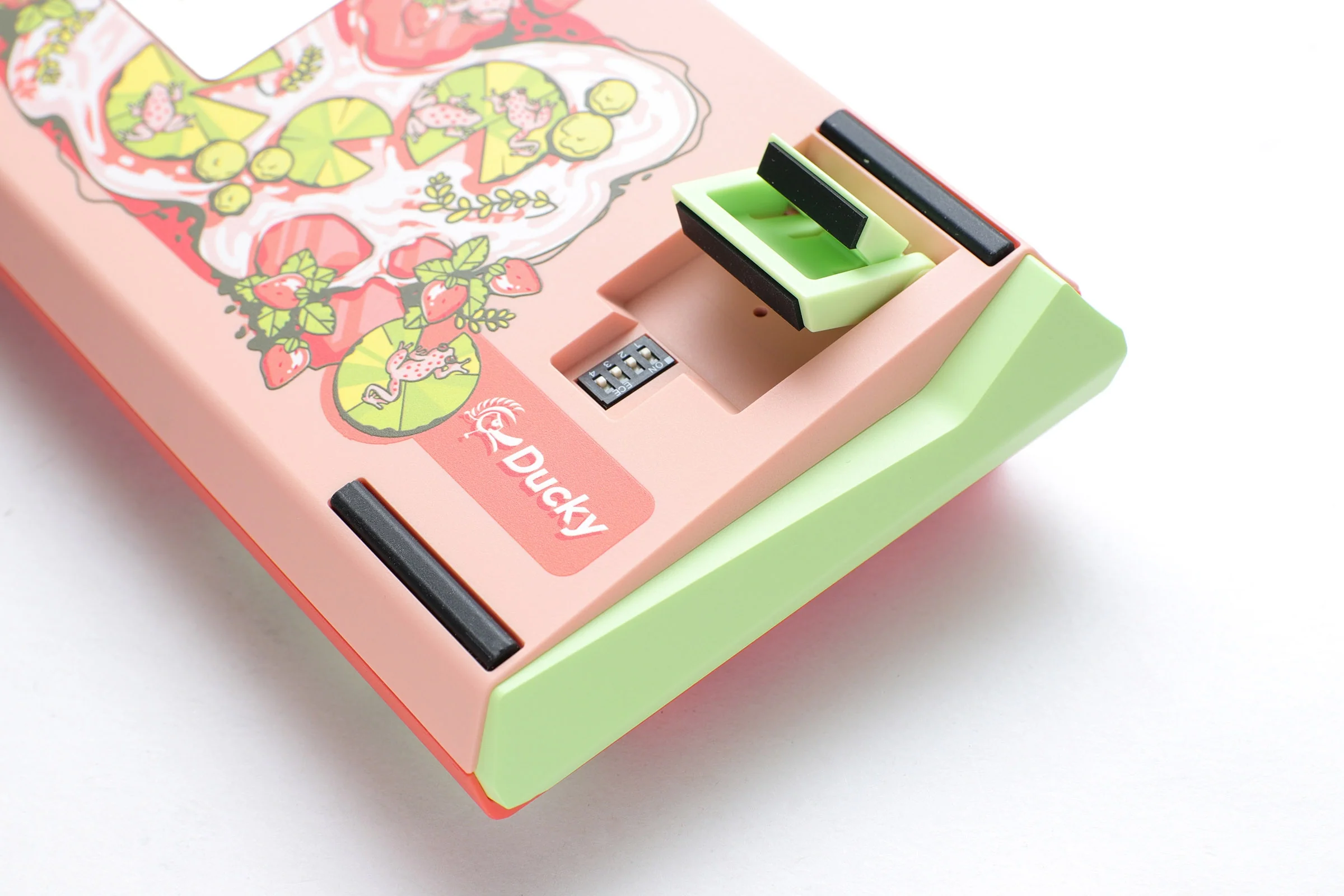 Ducky x MK Strawberry Frog One 3 Mini Hotswap 60% RGB Keyboard w/ Quack Mechanics - Image 7