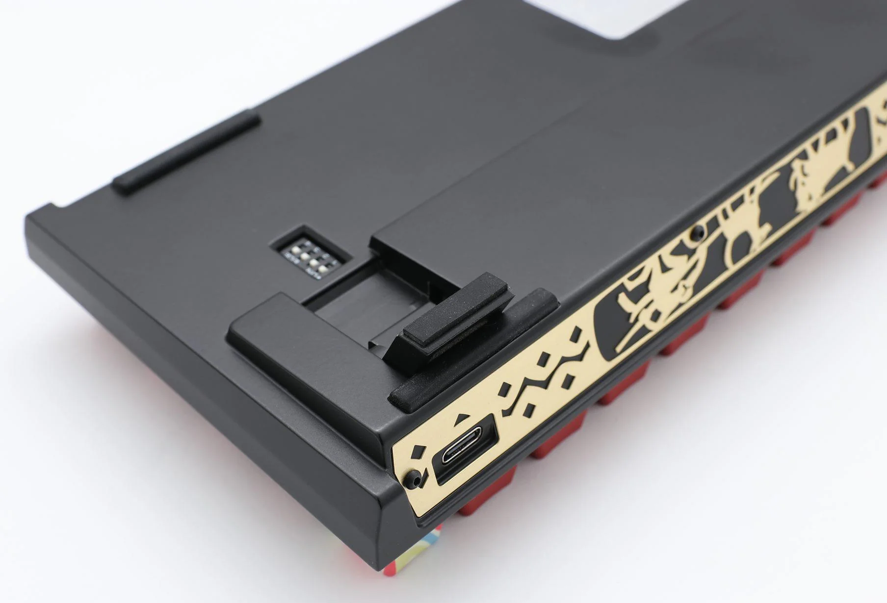 Ducky Year of the Pig RGB LED 65% Dye Sub PBT Mechanical Keyboard - Image 9