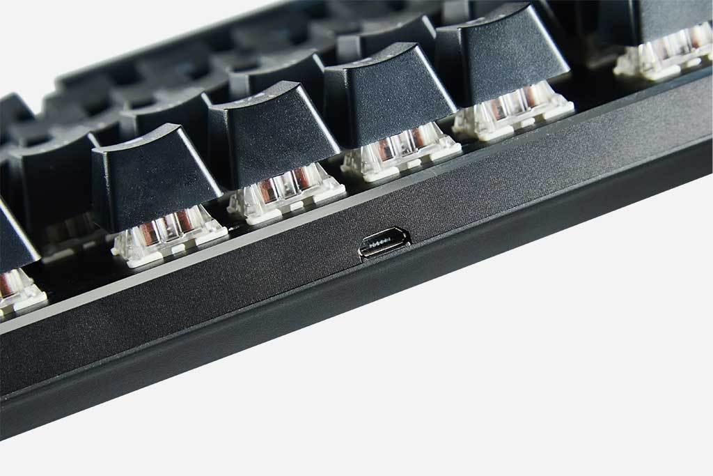 Glorious PC GMMK TKL RGB Double Shot ABS Mechanical Keyboard Gateron Brown - Image 4