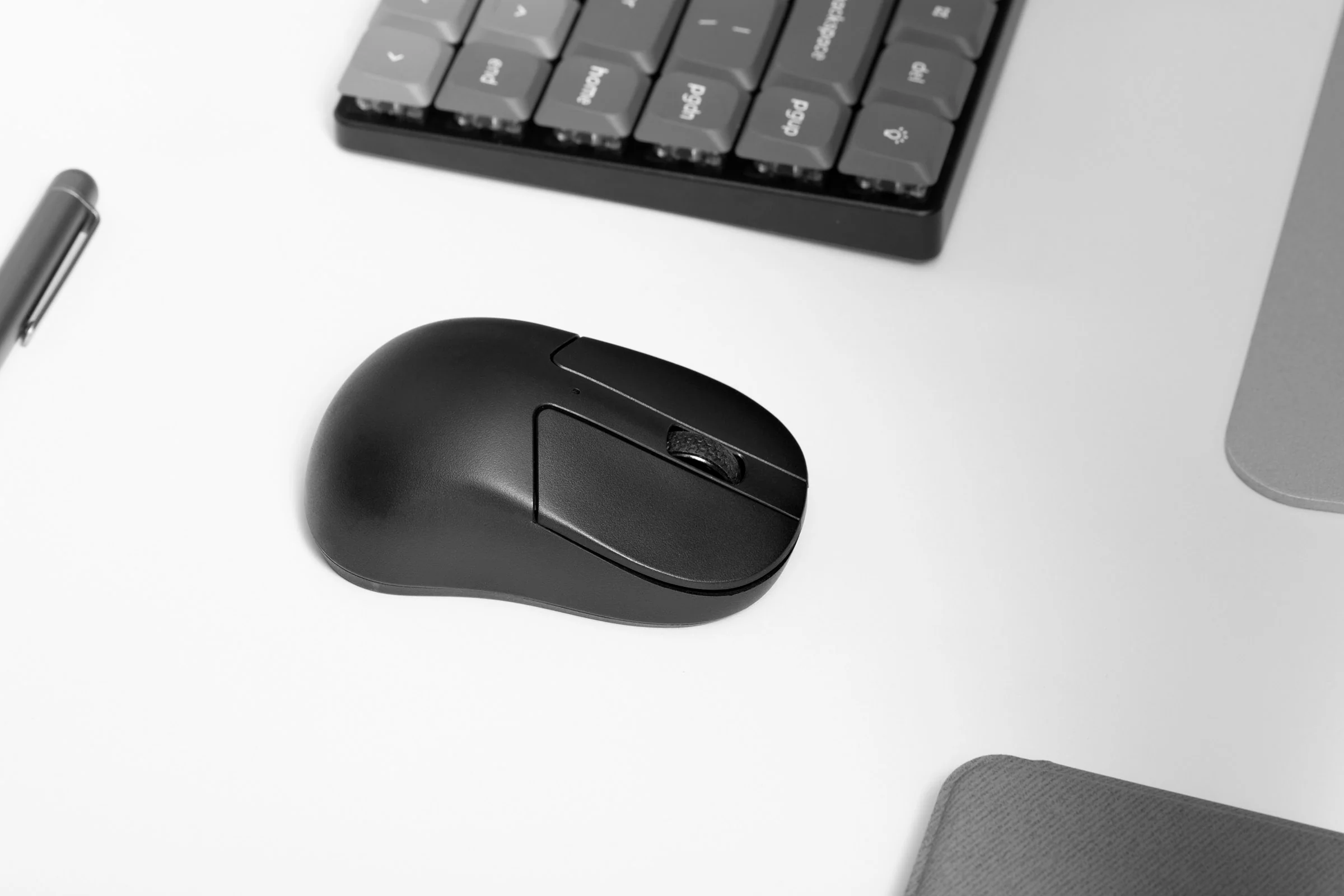 Keychron M4 Wireless 8K Mouse - Image 8