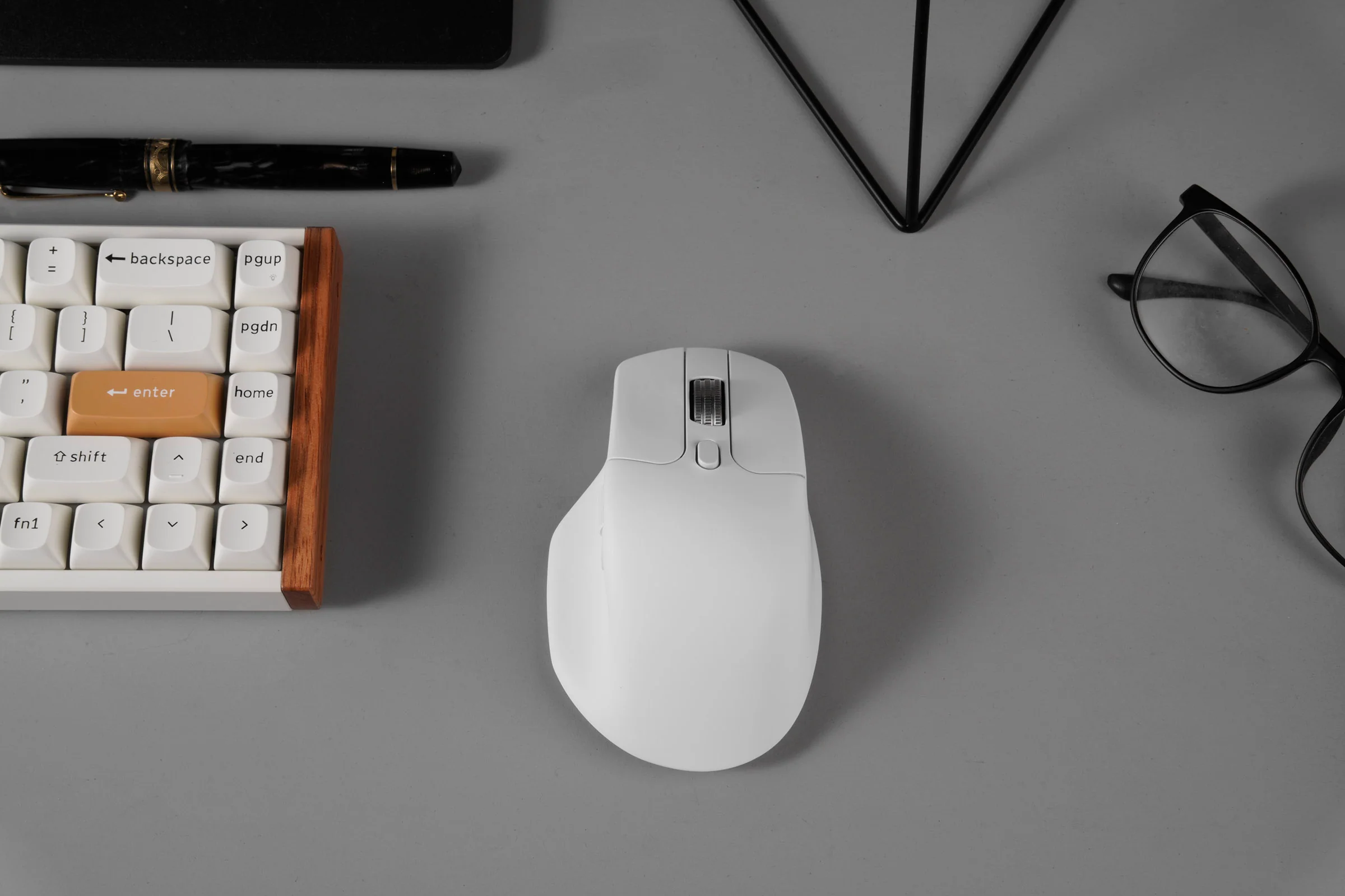 Keychron M6 Wireless 8K Steel Scroll Wheel Mouse - Image 13