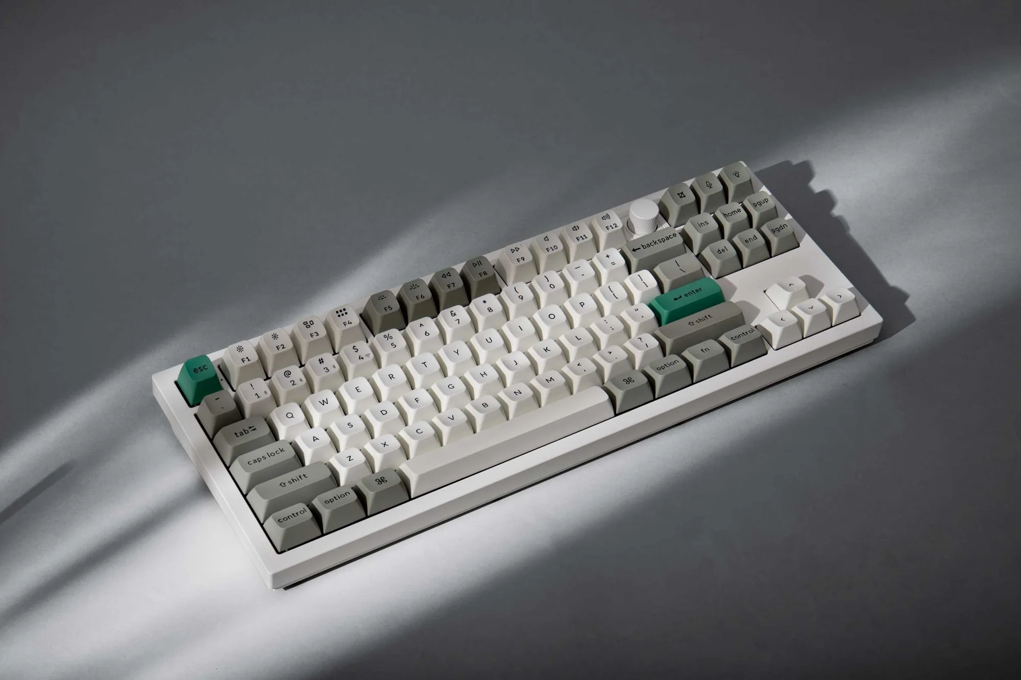 Keychron Q3 Max Aluminum 80% Hotswap Wireless Keyboard - Image 7