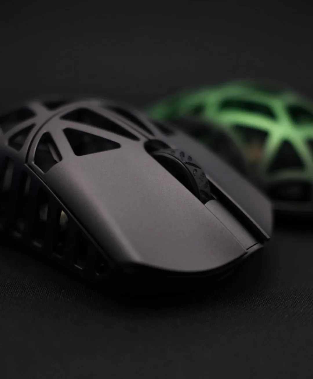 MK x WLMOUSE Beast X Max Wireless 8K Mouse - Image 5