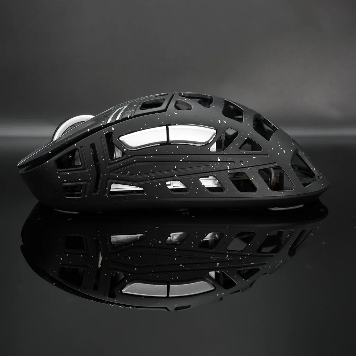 MK x WLMOUSE Sword X Wireless 8K Mouse - Image 16