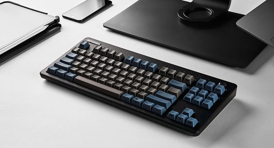 Realforce R3 Grey / Blue TKL Wireless Dye Sub PBT Keyboard - Image 3