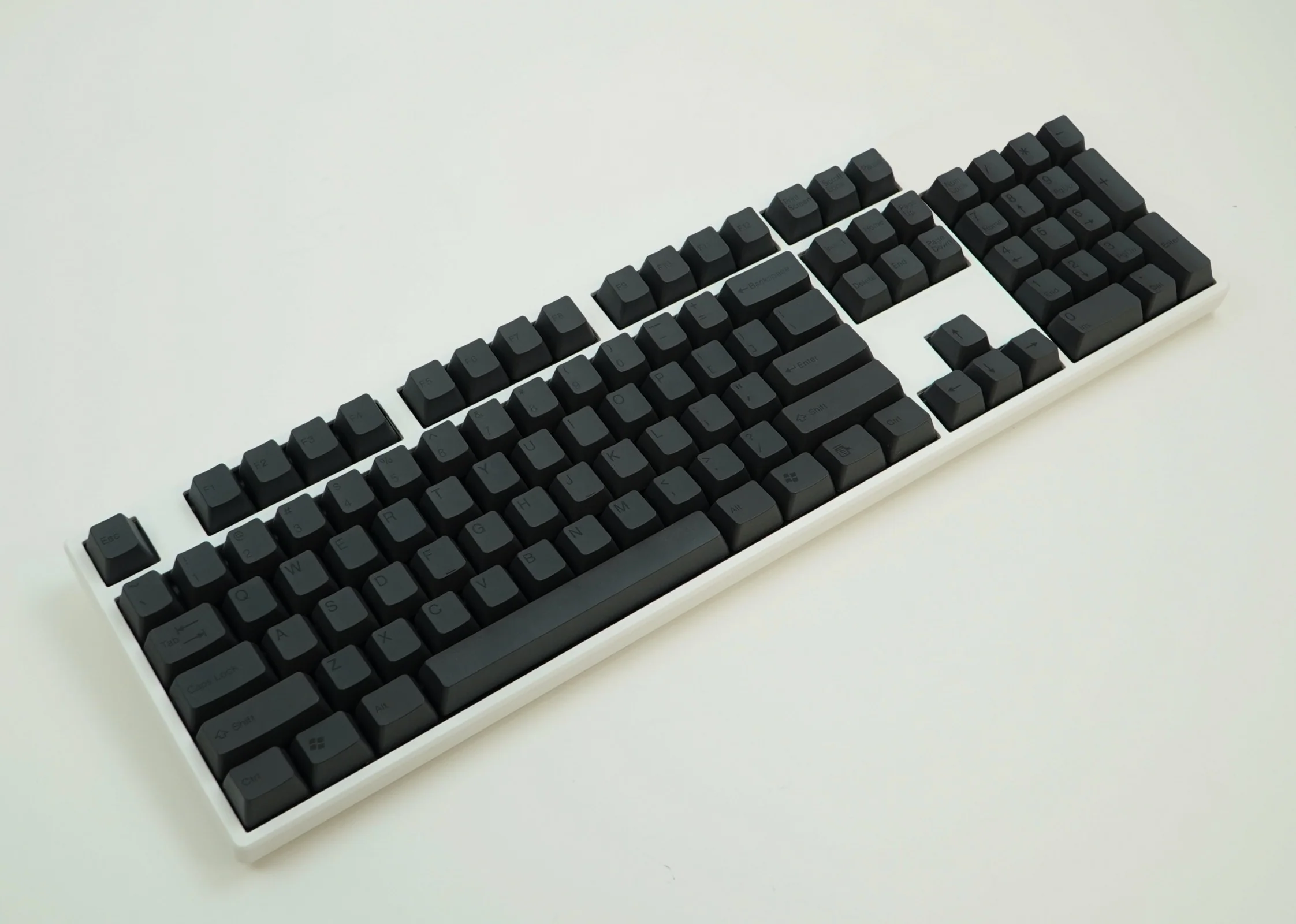 Tai-Hao Carbon Black 116 Key OEM Profile Double Shot PBT Keycap Set - Image 10
