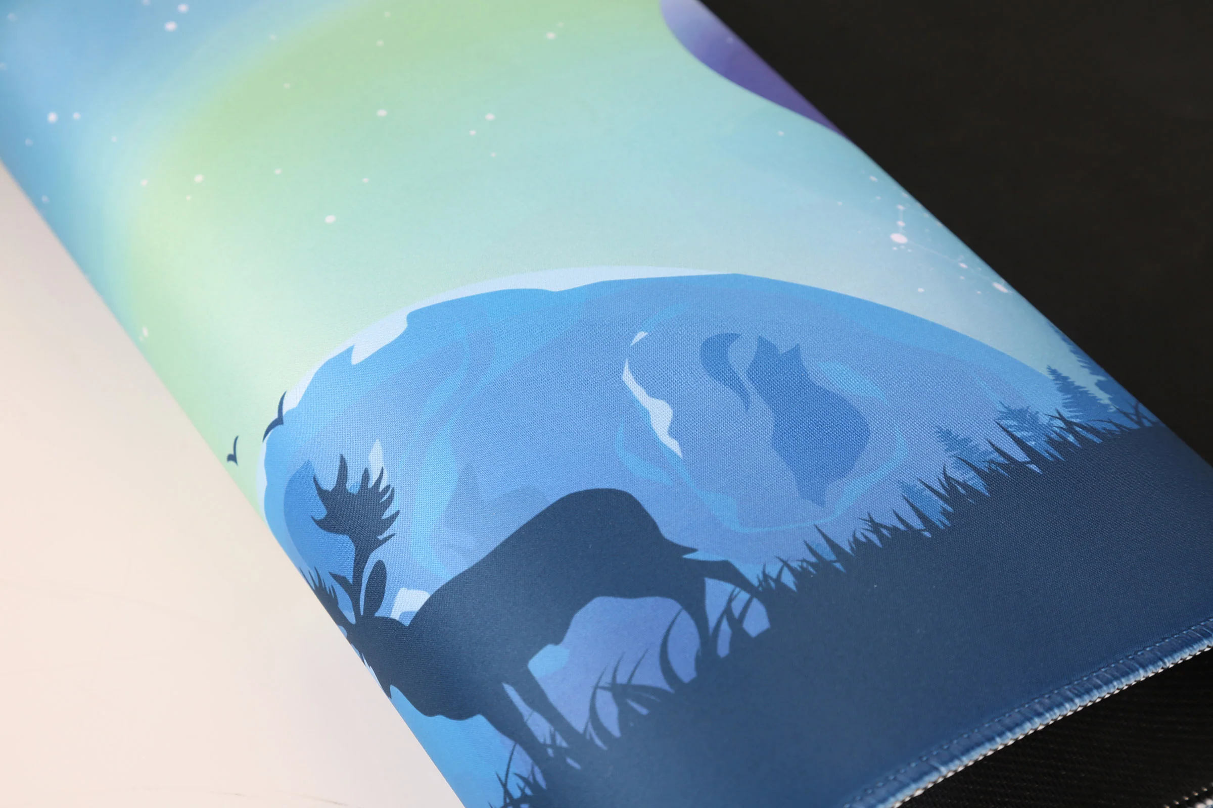 Varmilo Extra Large Aurora Desk Mat with Stitched Edges - Image 2