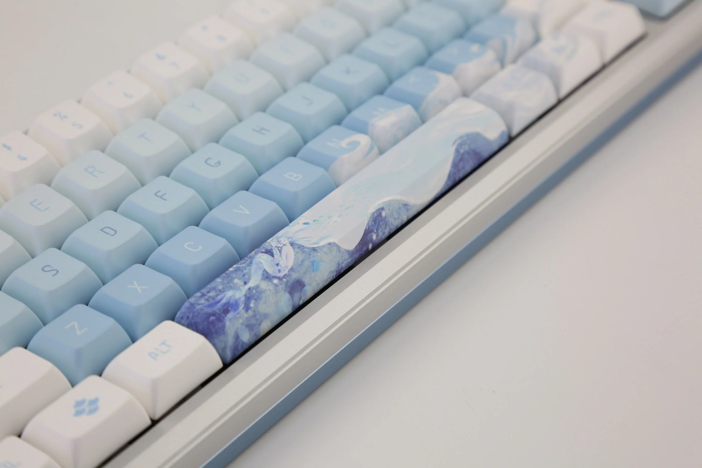 Varmilo Sword68 Ariel Aluminum 65% Hotswap Wireless RGB Mechanical Keyboard - Image 3