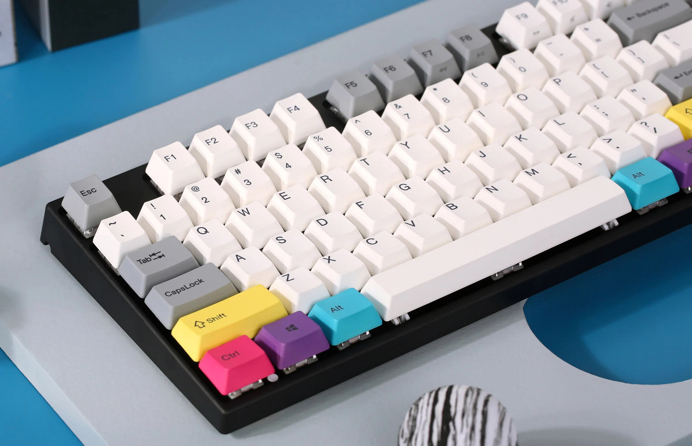 Varmilo VPT87 CMYK TKL Hotswap Wireless RGB Mechanical Keyboard - Image 4